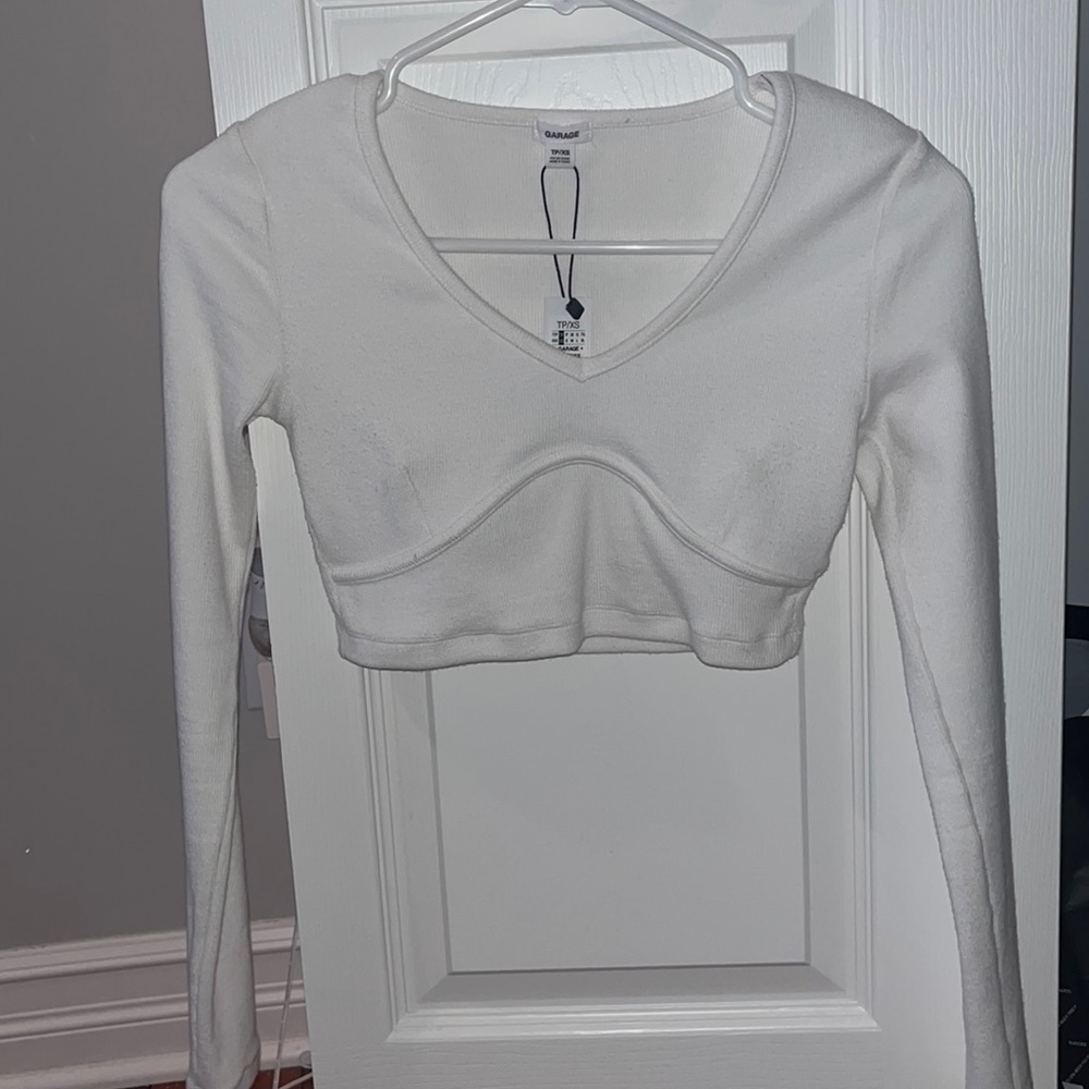 Garage brand new white long sleeve crop top